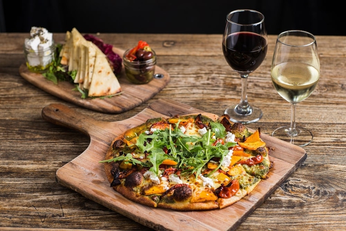 Imagen del bar/restaurante del Hotel The Studios By Haus, Ascend Collection. Foto 4