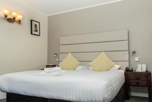 Imagen de la habitación del Hotel The Studley. Foto 6