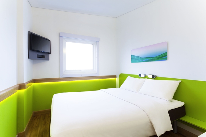 Imagen de la habitación del Hotel The Suddha Asia Afrika Bandung. Foto 8