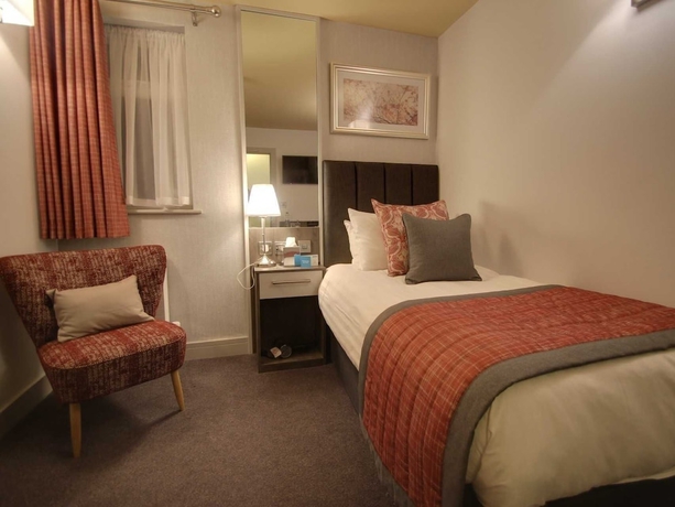 Imagen de la habitación del Hotel The Suffolk. Foto 8