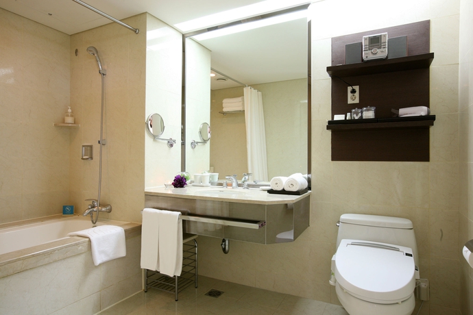 Imagen de la habitación del Hotel The Suites Hotel Jeju. Foto 10