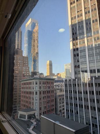 Imagen de la habitación del Hotel The Suites at central NYC. Foto 19