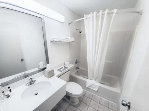 Imagen de la habitación del Hotel The Sullivan Inn. Foto 14