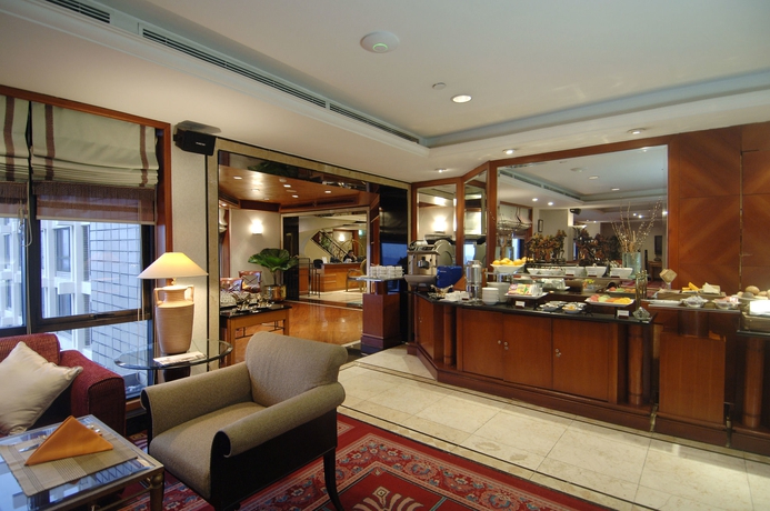 Imagen de los interiores del Hotel The Sultan Hotel and Residence Jakarta. Foto 12