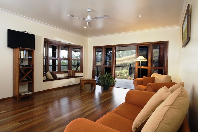 Imagen de los interiores del Hotel The Summit B&B. Foto 19