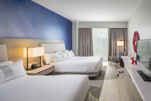 Imagen de la habitación del Hotel The Summit, Cincinnati. Foto 4