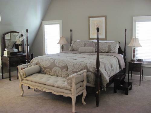 Imagen de la habitación del Hotel The Summit Debary Inn. Foto 12