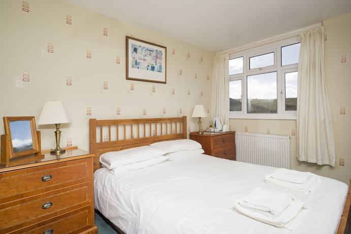 Imagen de la habitación del Hotel The Sun Bay and Restaurant. Foto 7