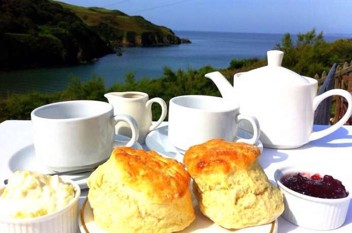 Imagen del bar/restaurante del Hotel The Sun Bay and Restaurant. Foto 2