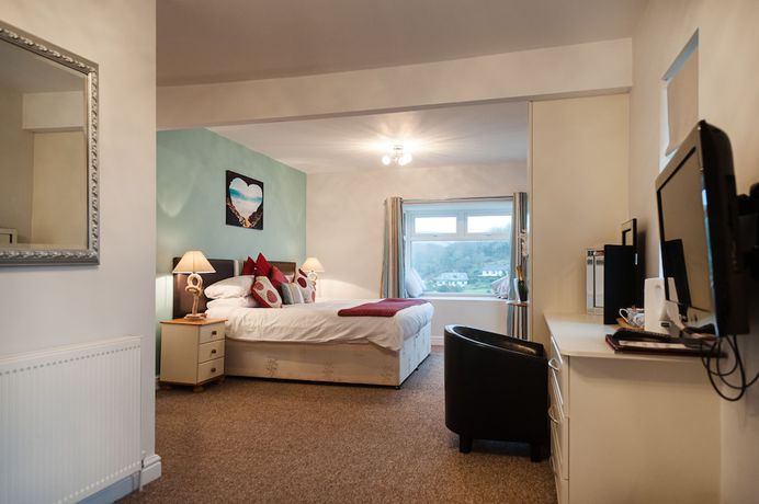 Imagen de la habitación del Hotel The Sun Bay and Restaurant. Foto 9