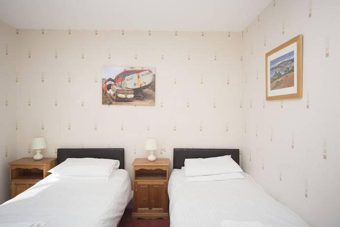 Imagen de la habitación del Hotel The Sun Bay and Restaurant. Foto 14