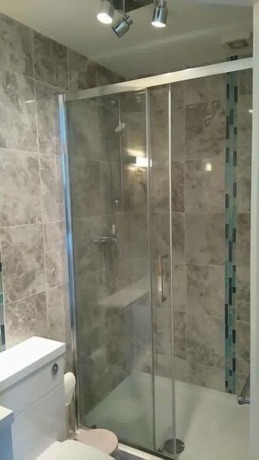 Imagen de la habitación del Hotel The Sun Bay and Restaurant. Foto 16