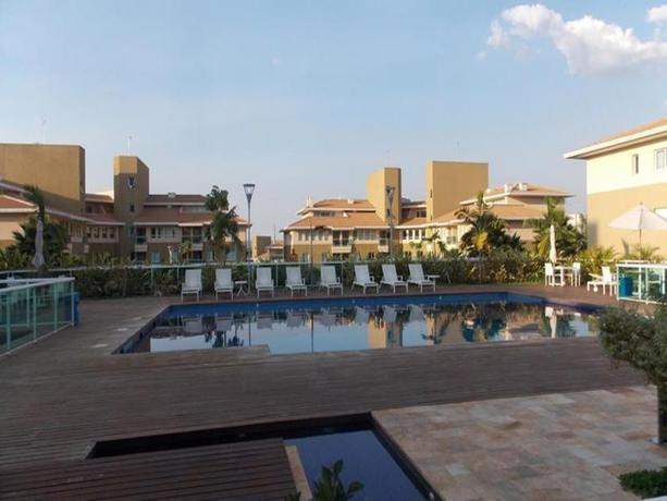 Imagen de la piscina del Hotel The Sun. Foto 13