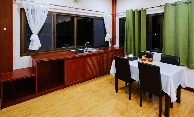 Imagen de la habitación del Hotel The Sun House. Foto 23