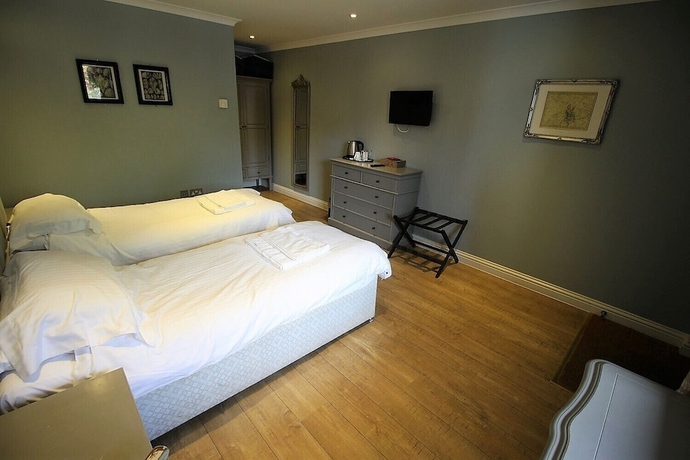 Imagen de la habitación del Hotel The Sun Inn, SWINDON. Foto 3