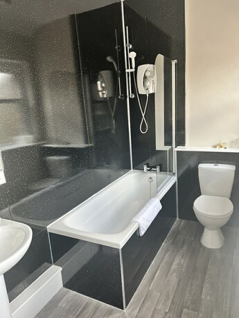 Imagen de la habitación del Hotel The Sun Inn, Ulverston. Foto 18