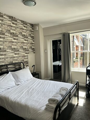 Imagen de la habitación del Hotel The Sun Inn, Ulverston. Foto 20
