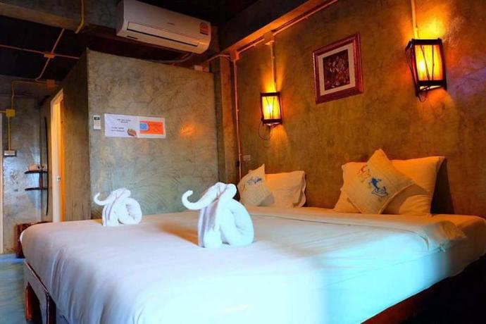 Imagen de la habitación del Hotel The Sun Resort and Restaurant. Foto 7