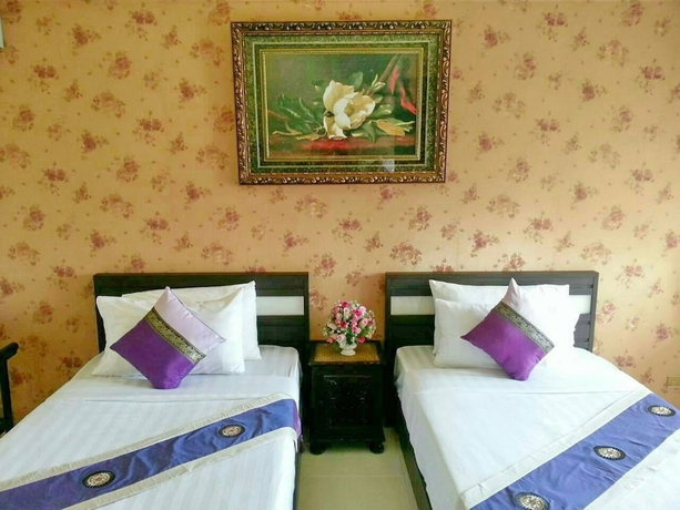 Imagen de la habitación del Hotel The Sun Resort and Spa. Foto 5