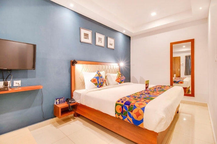 Imagen de la habitación del Hotel The Sun Suites. Foto 10