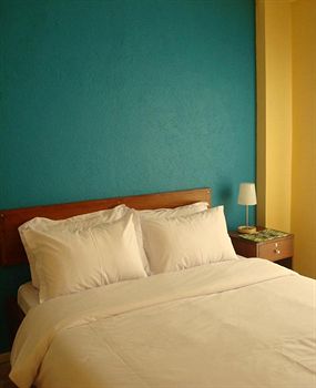 Imagen general del Hotel The Sun Villa Beachfront Resort and Spa. Foto 10