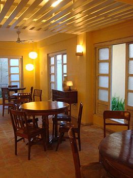 Imagen general del Hotel The Sun Villa Beachfront Resort and Spa. Foto 14