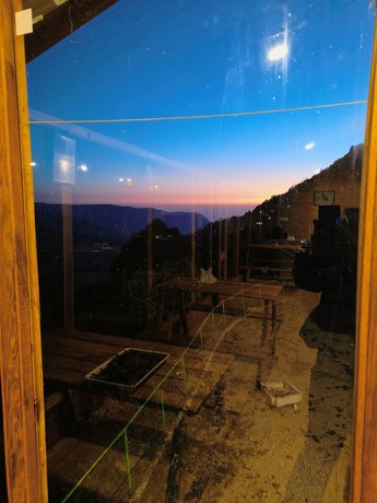 Imagen de los exteriores del Hotel The Sunbird Retreat. Foto 17