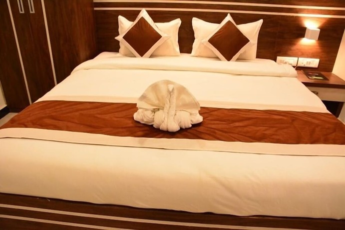 Imagen general del Hotel The Suncity. Foto 2