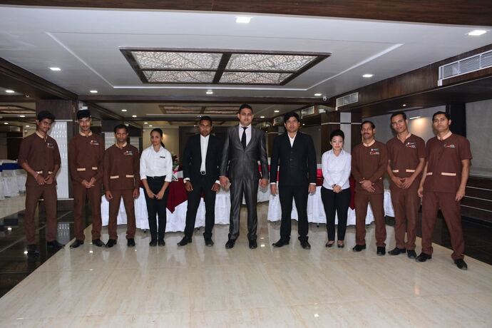 Imagen general del Hotel The Suncity. Foto 7