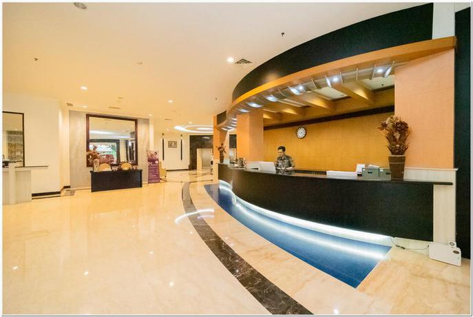 Imagen de los interiores del Hotel The Sunerra Bandung City Center. Foto 15