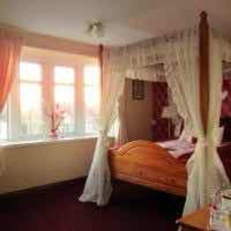 Imagen de la habitación del Hotel The Sunningdale. Foto 4