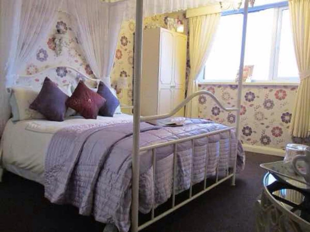 Imagen de la habitación del Hotel The Sunningdale. Foto 13