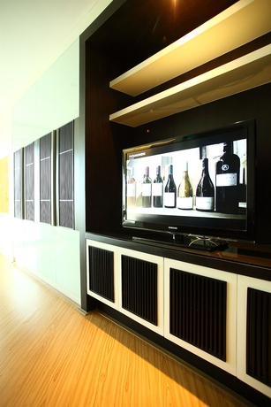 Imagen de la habitación del Hotel The Sunreno. Foto 5