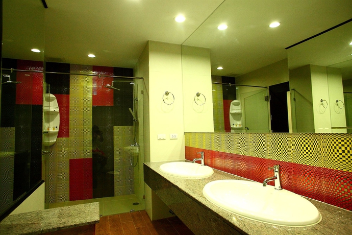 Imagen de la habitación del Hotel The Sunreno. Foto 12