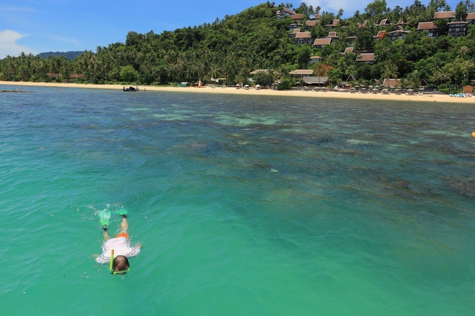 Imagen general del Hotel The Sunset Beach Resort and Spa Taling Ngam. Foto 2