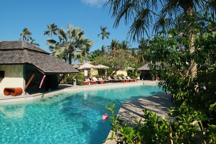 Imagen de la piscina del Hotel The Sunset Beach Resort and Spa Taling Ngam. Foto 16