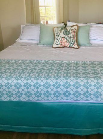 Imagen de la habitación del Hotel The Sunset Cove and Rainbow Room. Foto 13