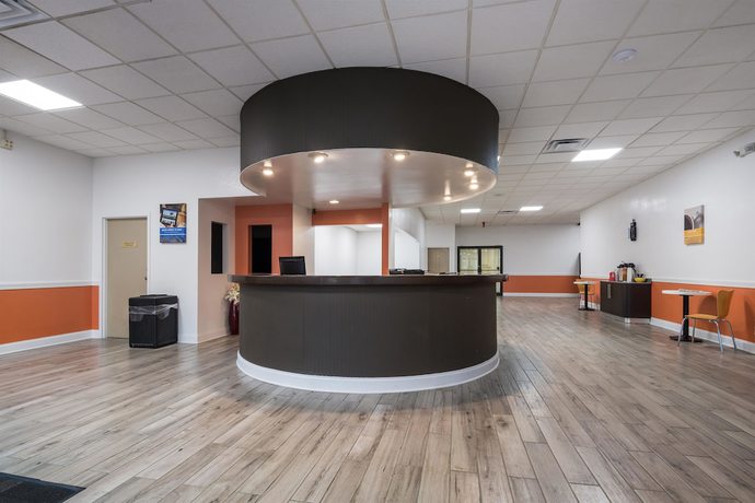 Imagen de los interiores del Hotel The Sunset Inn, Oriskany. Foto 18