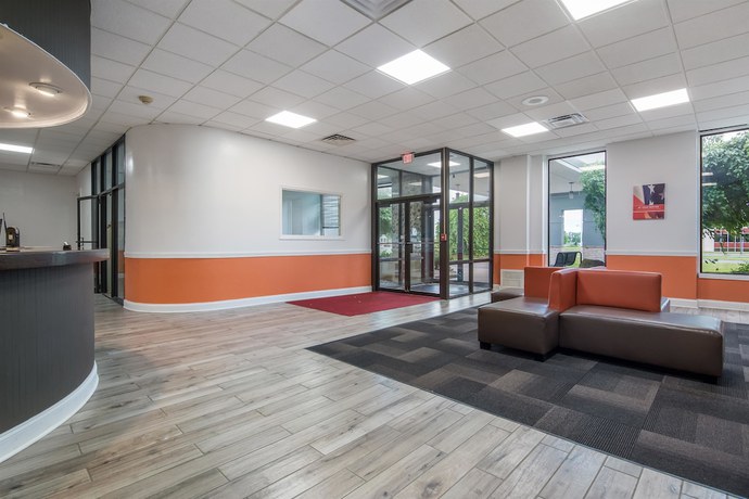 Imagen de los interiores del Hotel The Sunset Inn, Oriskany. Foto 19