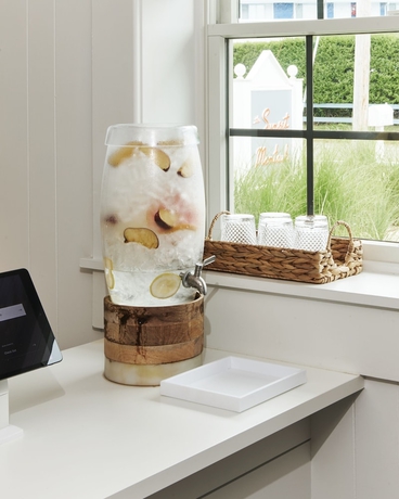 Imagen de los interiores del Hotel The Sunset Montauk. Foto 19