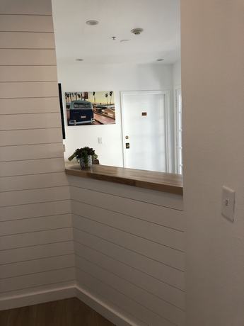 Imagen de los interiores del Hotel The Surfbreak. Foto 20