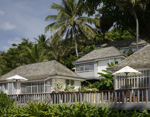 Imagen de la habitación del Hotel The Surin Phuket. Foto 9