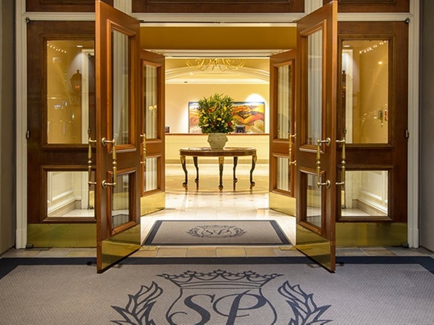 Imagen general del Hotel The Sutton Place. Foto 6