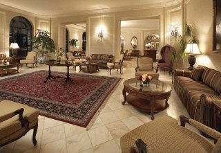 Imagen de los interiores del Hotel The Sutton Place Hotel Downtown Toronto. Foto 6