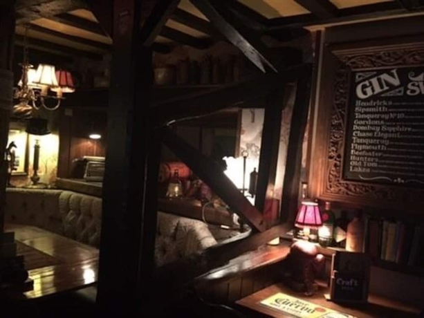 Imagen del bar/restaurante del Hotel The Swan Inn, Nantwich. Foto 5