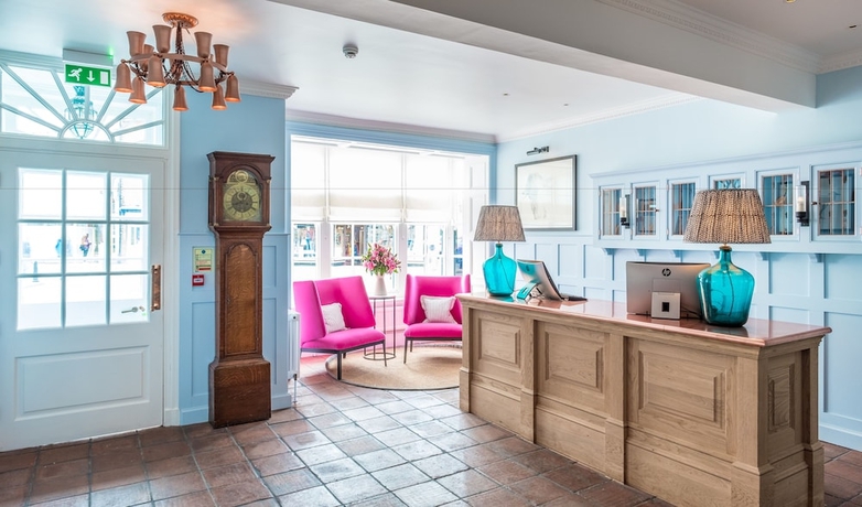Imagen de los interiores del Hotel The Swan, Lowestoft. Foto 18