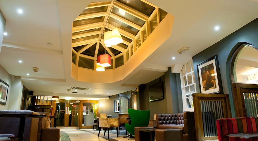 Imagen general del Hotel The Swan , Stafford, Staffordshire. Foto 12