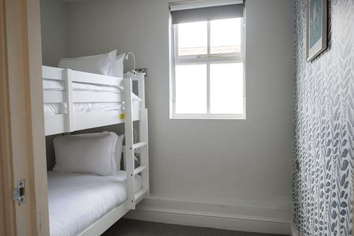 Imagen de la habitación del Hotel The Swan, Staines-upon-Thames. Foto 5