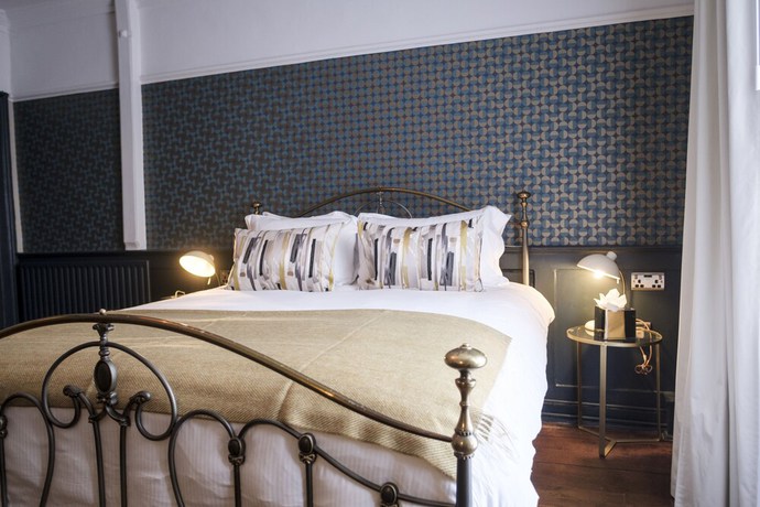 Imagen de la habitación del Hotel The Swan, Staines-upon-Thames. Foto 16
