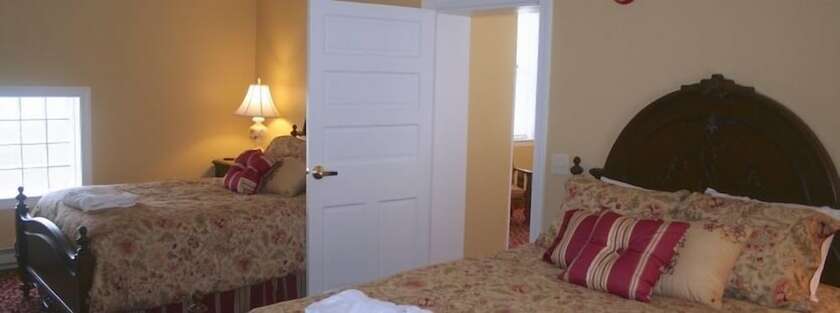 Imagen de la habitación del Hotel The Swope Manor Bed and Breakfast. Foto 10